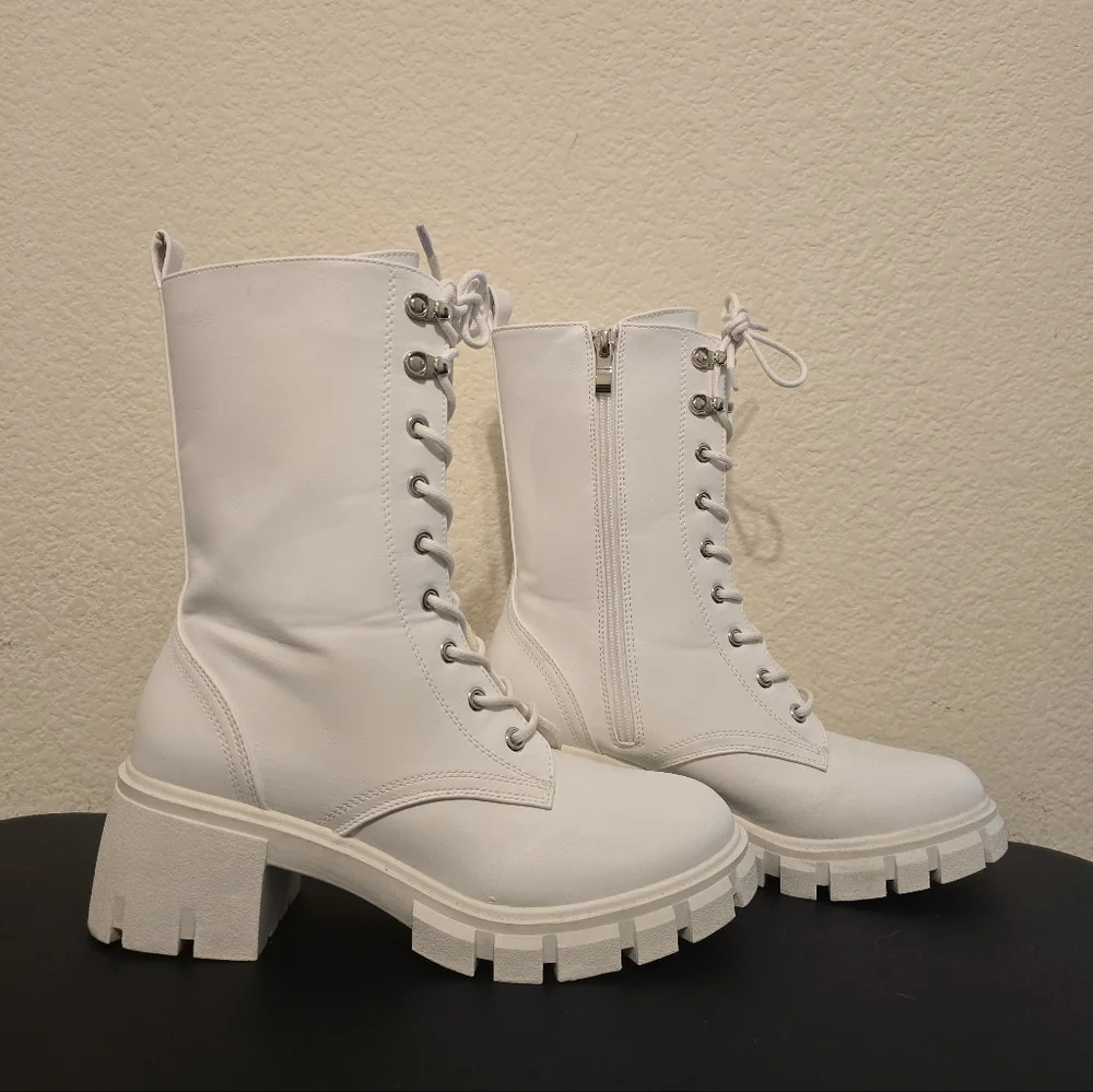 IDIFU White Combat Boots - Picture 3 of 8